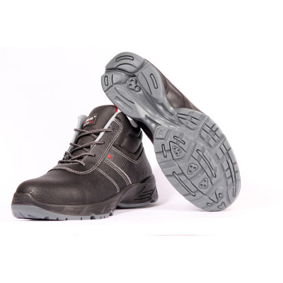Trzewiki robocze TORNADO 133 S3 SRC – wytrzymałe i niezawodne buty robocze do zadań specjalnych METAL FREE